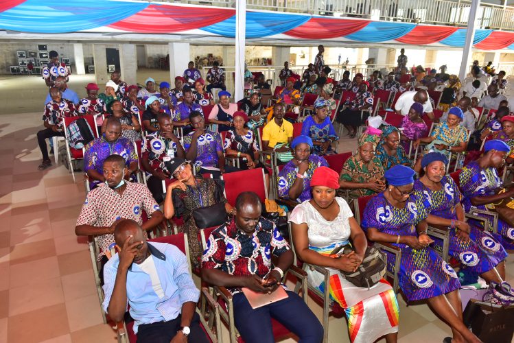 STANDOUT PHOTOGRAPHY