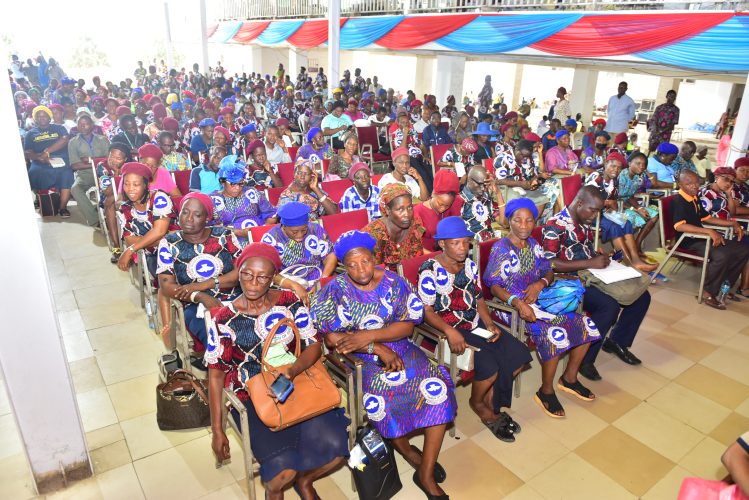 STANDOUT PHOTOGRAPHY